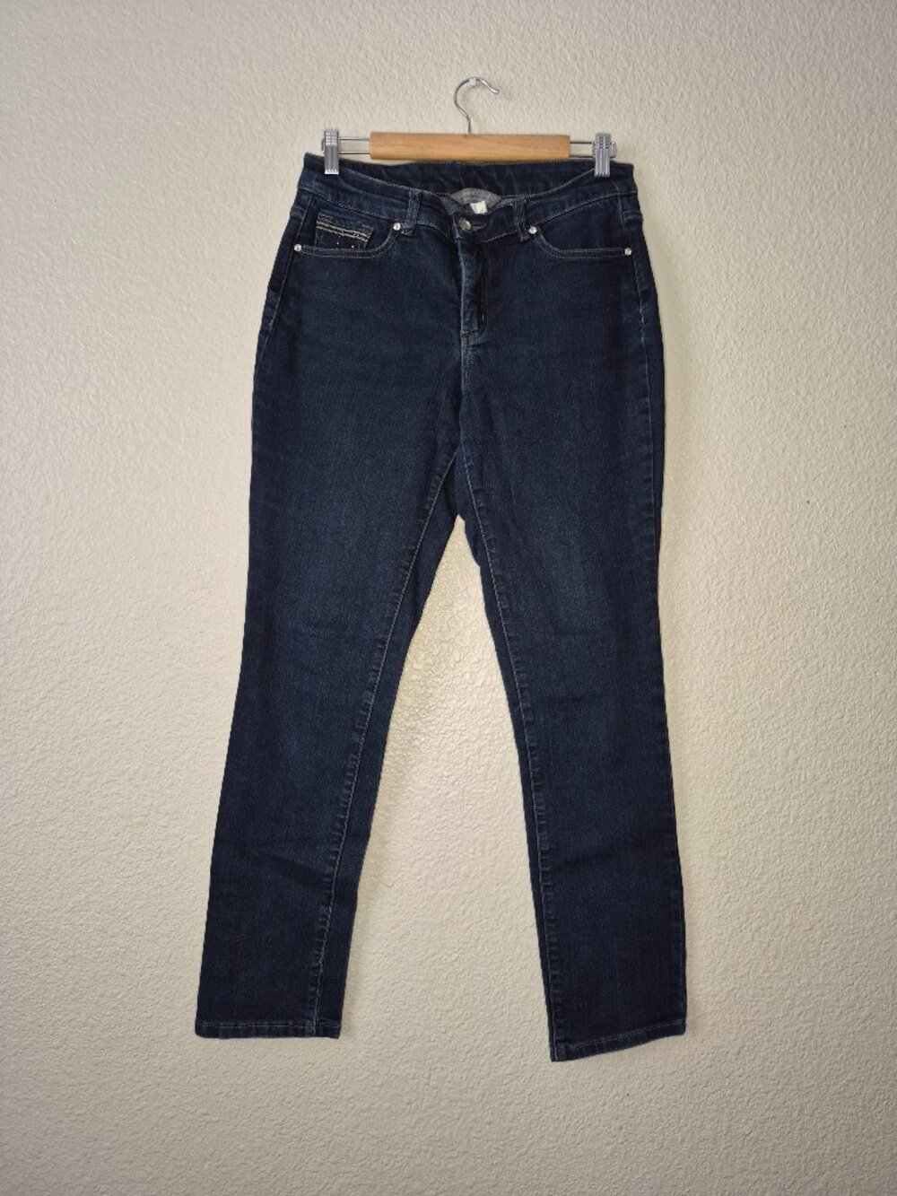 NWT Women's Christopher & Banks Signature Slimming Dark Wash Mid Rise Size: 8